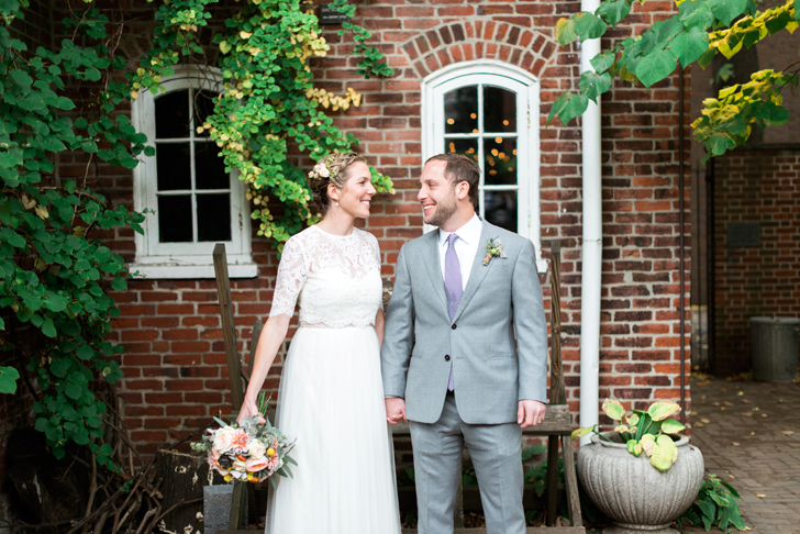 Nicki and Josh's wedding at the Powel House by Maria Mack Photography ©2015 https://mariamackphotography.com