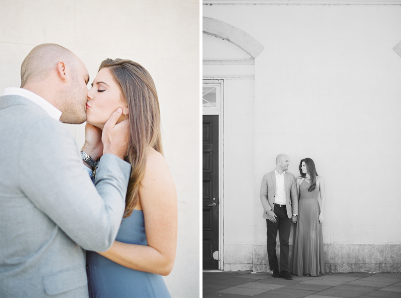 Amanda and Chris's engagement session at the Philadelphia Art Museum by Maria Mack Photography ©2016 https://mariamackphotography.com